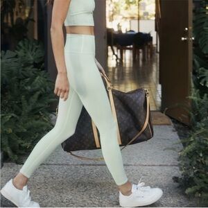 Reformation High Rise Legging Ecostretch Limon Performance Stretch Sz L NEW